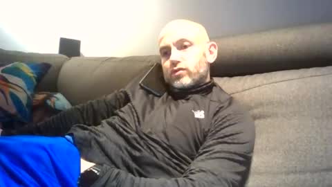 Snapshot of danny81boy chatting on 05/05/26, 05:43 danny81boy online show from 05/05/26, 05:43