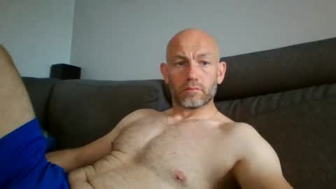 Snapshot of danny81boy chatting on 06/21/26, 06:21 danny81boy online show from 06/21/26, 06:21