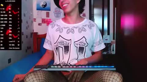 phantom555 online show from 11/28/25, 06:54