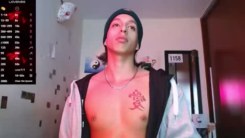 phantom555 online show from 12/20/25, 07:21