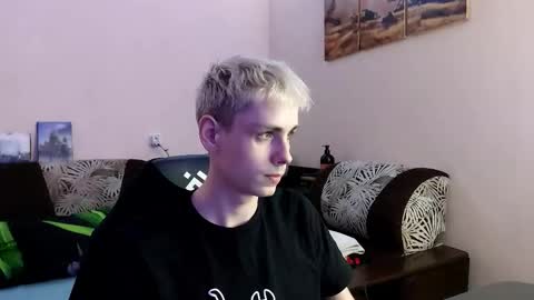 Daniel online show from 10/20/25, 09:59