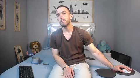 Danny and Alex online show from 09/28/25, 08:20