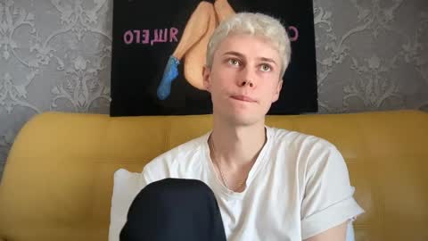 Snapshot of danny_love01 chatting on 05/18/26, 11:16 danny online show from 05/18/26, 11:16