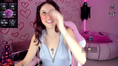 Danny online show from 10/22/25, 01:44