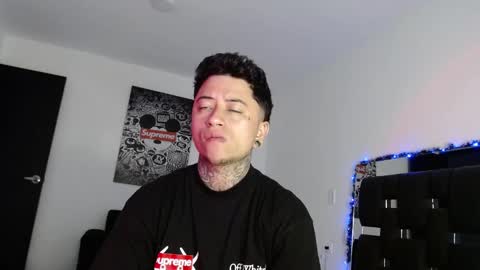 Snapshot of danny_stark chatting on 12/31/24, 12:43 Danny  online show from 12/31/24, 12:43