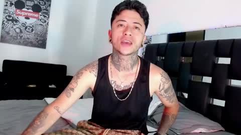 Snapshot of danny_stark chatting on 01/25/25, 04:57 Danny  online show from 01/25/25, 04:57