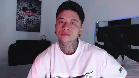 Snapshot of danny_stark chatting on 02/16/25, 09:16 Danny  online show from 02/16/25, 09:16