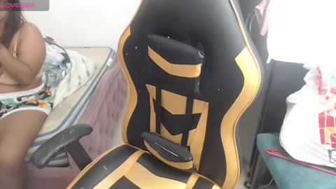 Snapshot of danny_sweettt chatting on 01/04/25, 07:03 danny.......... guys I have onlyfans follow me I am new I want to share with you many things I love you online show from 01/04/25, 07:03