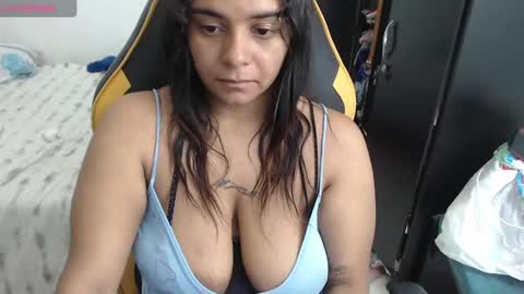 Snapshot of danny_sweettt chatting on 01/18/25, 03:31 danny.......... guys I have onlyfans follow me I am new I want to share with you many things I love you online show from 01/18/25, 03:31