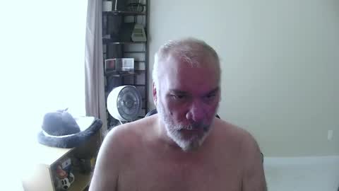 Snapshot of dannybear chatting on 05/09/26, 07:41 Danny bear online show from 05/09/26, 07:41
