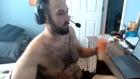Snapshot of dannyboyx69 chatting on 05/22/26, 01:39 dannyboyx69 online show from 05/22/26, 01:39