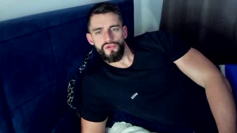 Snapshot of dannyk1990 chatting on 01/09/25, 03:23 Naughtystr8D online show from 01/09/25, 03:23