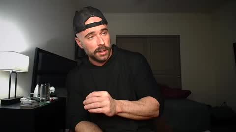 Danny Steele online show from 01/08/25, 01:42