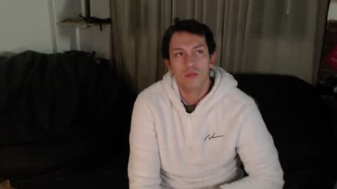 Snapshot of danruiz33 chatting on 01/05/25, 11:55 Dan online show from 01/05/25, 11:55