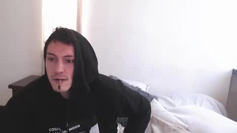 Snapshot of danruiz33 chatting on 01/11/25, 02:36 Dan online show from 01/11/25, 02:36