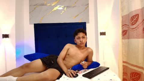 Snapshot of dante_bre chatting on 02/22/25, 10:52 dante_bre online show from 02/22/25, 10:52