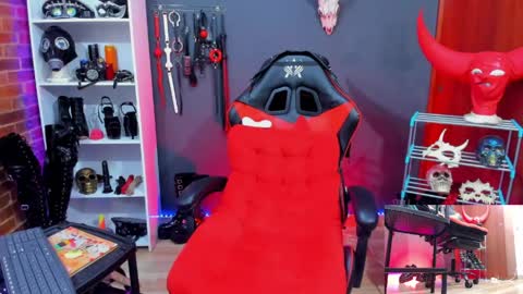 Snapshot of dante_infernos chatting on 05/01/26, 04:55 Dante online show from 05/01/26, 04:55