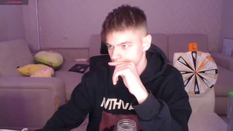 Daniel online show from 12/23/24, 09:29
