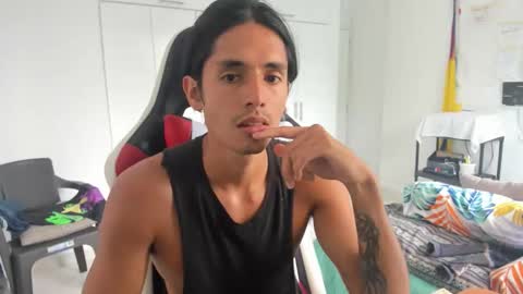 X Dante7373574 online show from 10/22/25, 03:23