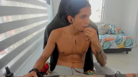 X Dante7373574 online show from 03/01/26, 08:22