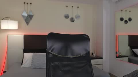 Dante online show from 10/08/25, 08:39