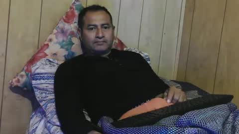 Snapshot of dantehot82 chatting on 12/25/24, 02:02 dantehot82 online show from 12/25/24, 02:02