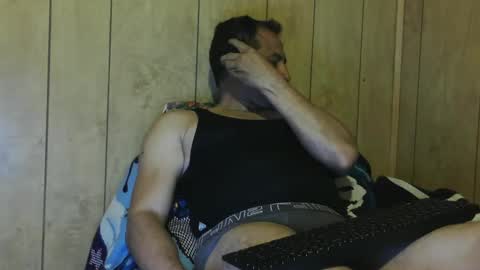Snapshot of dantehot82 chatting on 12/31/24, 02:29 dantehot82 online show from 12/31/24, 02:29