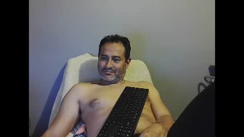 Snapshot of dantehot82 chatting on 01/20/25, 02:01 dantehot82 online show from 01/20/25, 02:01