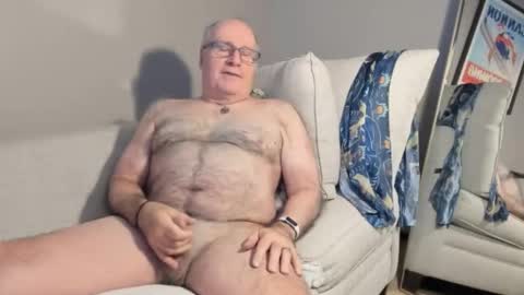 Mark online show from 11/17/25, 07:14