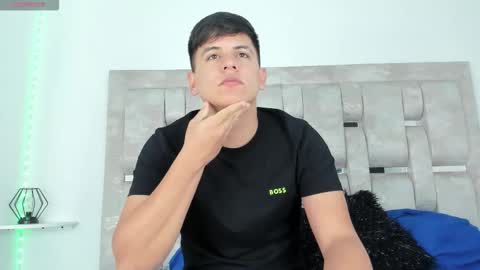 Snapshot of dantestone1 chatting on 11/09/25, 11:52 dantestone1 online show from 11/09/25, 11:52