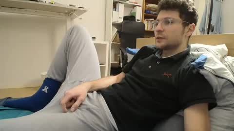 Snapshot of dantheman233 chatting on 01/08/25, 08:18 Daniel online show from 01/08/25, 08:18