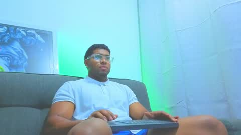 Snapshot of dany_dryy chatting on 05/29/26, 03:48 Dany online show from 05/29/26, 03:48