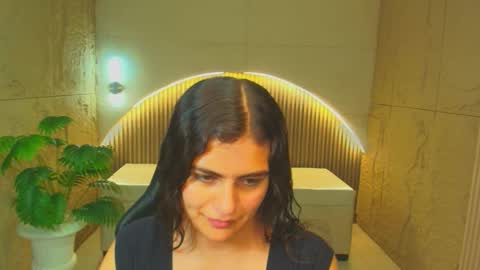 Dany online show from 12/17/25, 01:06