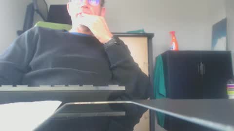 Dany online show from 10/27/25, 03:49