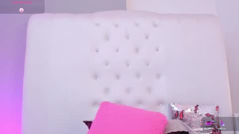    online show from 10/15/25, 01:11