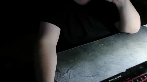 danysanchez1981 online show from 11/25/25, 10:21