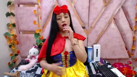 DanySwet online show from 10/23/25, 09:57