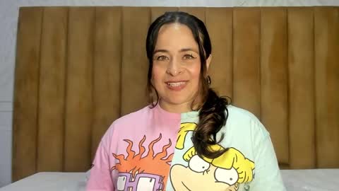 Snapshot of daphne81_ chatting on 01/05/25, 08:11 Daphne online show from 01/05/25, 08:11