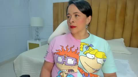 Snapshot of daphne81_ chatting on 01/23/25, 02:33 Daphne online show from 01/23/25, 02:33