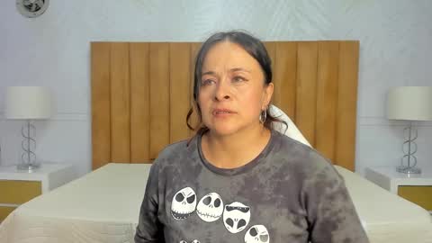 Snapshot of daphne81_ chatting on 01/29/25, 09:01 Daphne online show from 01/29/25, 09:01