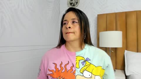 Snapshot of daphne81_ chatting on 02/20/25, 08:39 Daphne online show from 02/20/25, 08:39