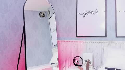 Snapshot of daphne81_ chatting on 09/10/25, 02:11 Daphne online show from 09/10/25, 02:11