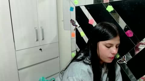 daphne877046 online show from 01/07/26, 02:03