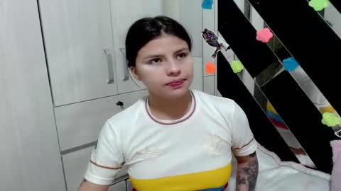 daphne877046 online show from 01/12/26, 08:03