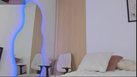 Antonella Mora online show from 02/15/25, 03:17