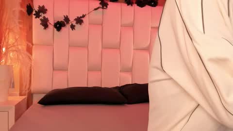 daphne_and_roger online show from 02/07/26, 10:52