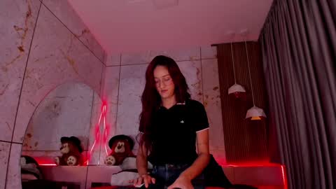 Daphne online show from 02/08/25, 05:50