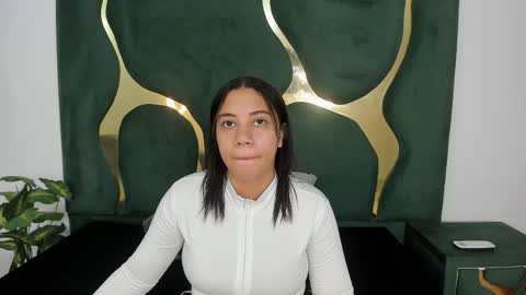 daphne_culeht online show from 05/13/26, 08:49