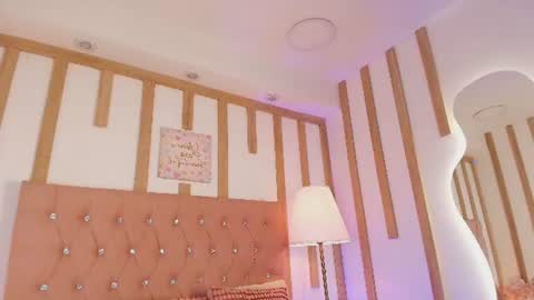 Snapshot of daphne_velmont chatting on 07/15/26, 05:23 Daphne Velmont online show from 07/15/26, 05:23