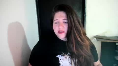 Snapshot of daphnegirlsexxy chatting on 03/04/26, 03:01 daphnegirlsexxy online show from 03/04/26, 03:01